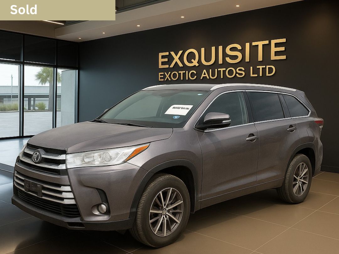 Toyota Highlander XLE 2017_Exquisite Autos Limited