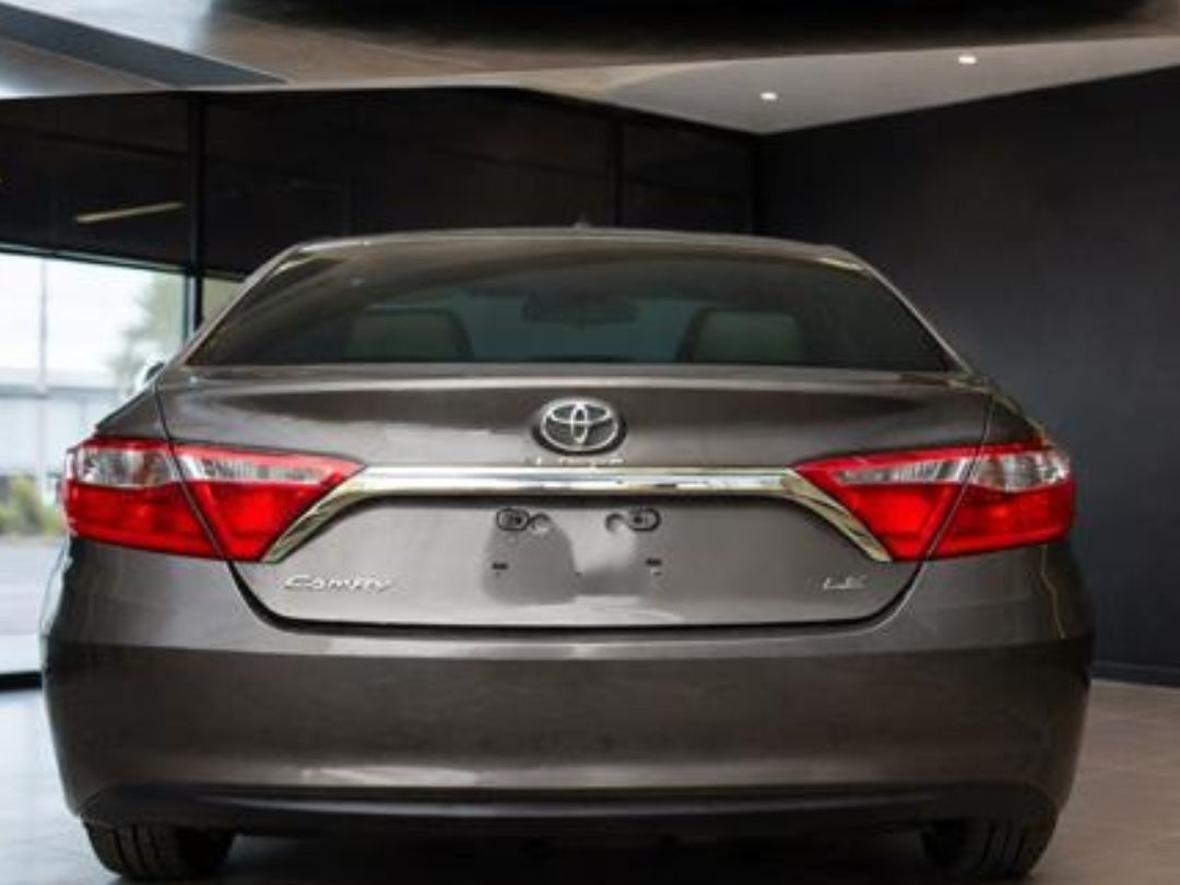 Toyota Camry 2016 back